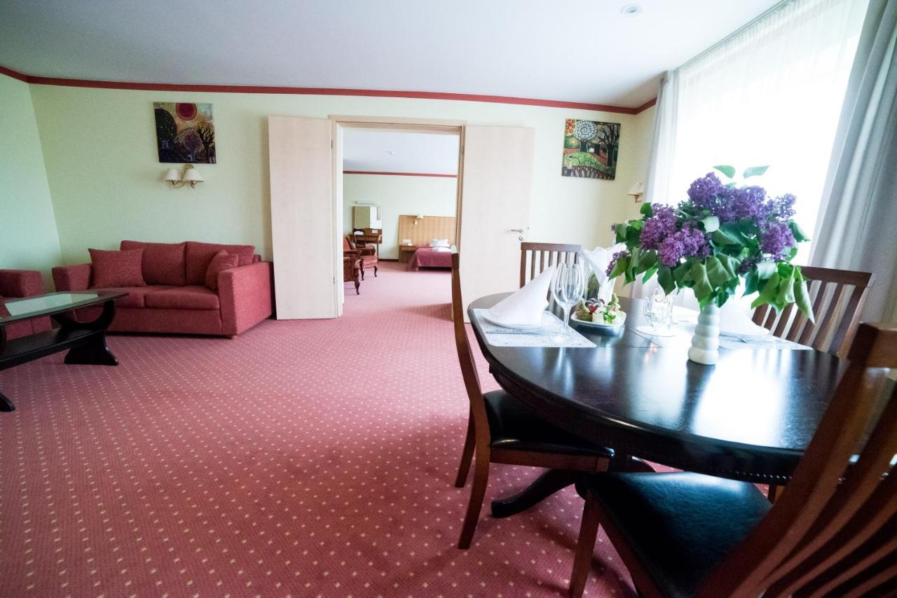 Priekuļi Hotel Tigra מראה חיצוני תמונה