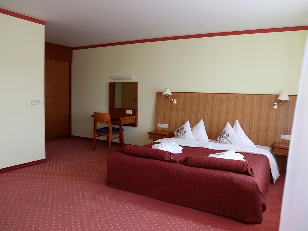 Priekuļi Hotel Tigra מראה חיצוני תמונה