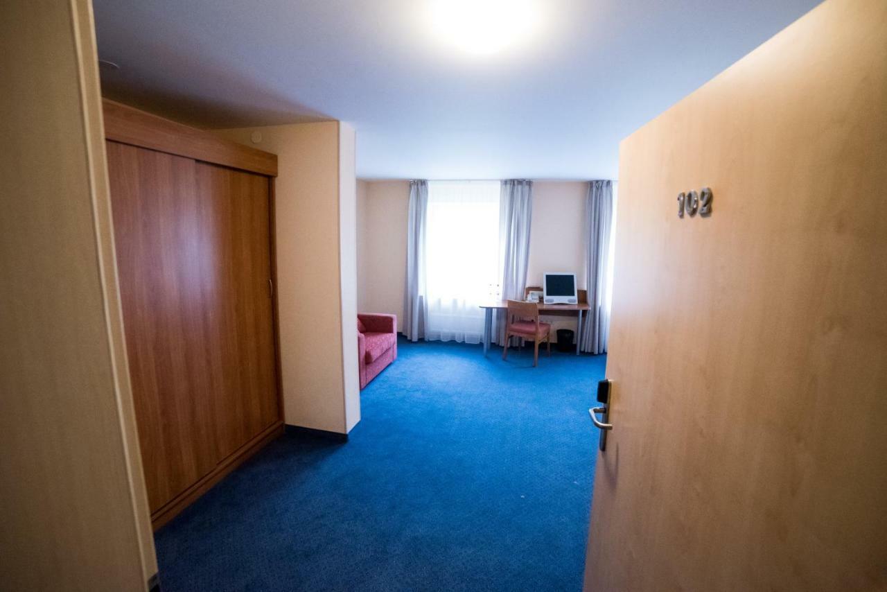 Priekuļi Hotel Tigra מראה חיצוני תמונה